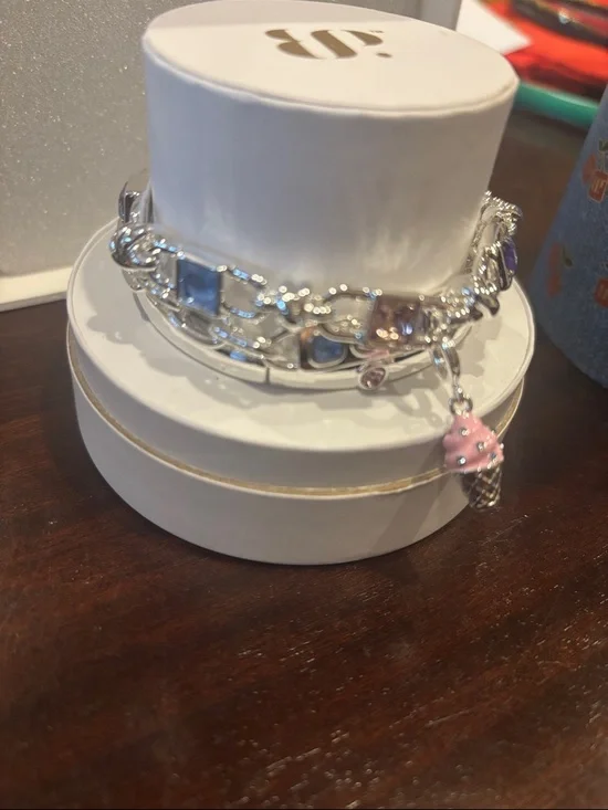 Spring Stack: Sugar Cone Sparkle - Picture 2 of 3